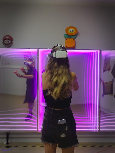 VR Escape Room: The B Block Breakout Free Roam Adventure - Tips for Participants