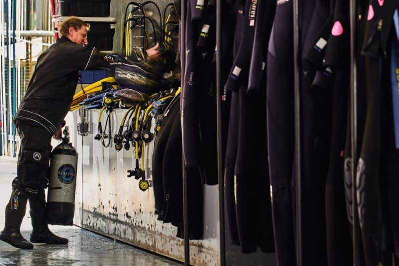 VRBNIK: Non-limit daily Dive ticket - The Practicalities: What’s Included and What’s Not