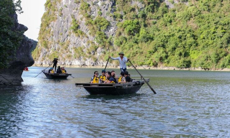 V'Spirit Cruise Halong Bay 3 Days 2 Nights Tour From Hanoi - Tour Details