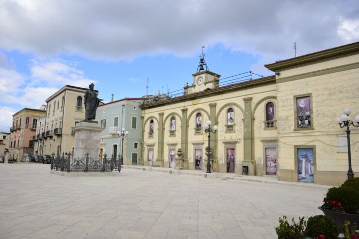 Vulture Tour: Venosa - Good To Know