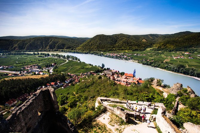 Wachau Valley Small-Group Tour and Wine Tasting From Vienna - Tour Overview and Itinerary