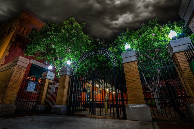 Waco Ghost Tour : Wild Whispers of the Wicked - Good To Know