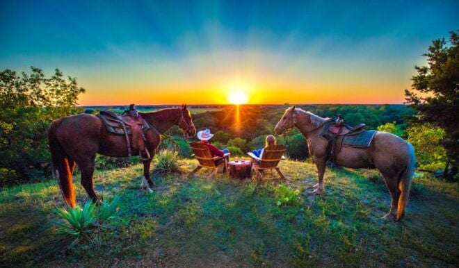 Waco: Sunset Horseback Ride With Campfire, S'mores, & Games - Full Description