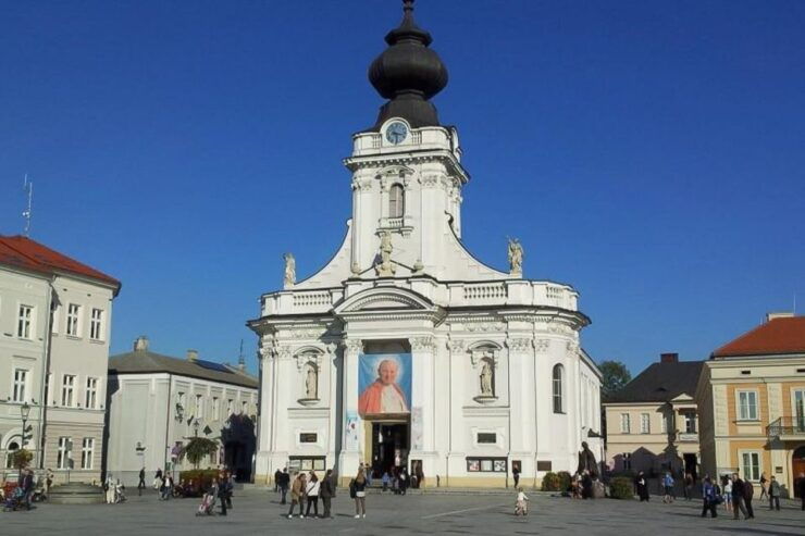 Wadowice, Kalwaria and Lagiewniki: John Paul II Tour - Tour Details