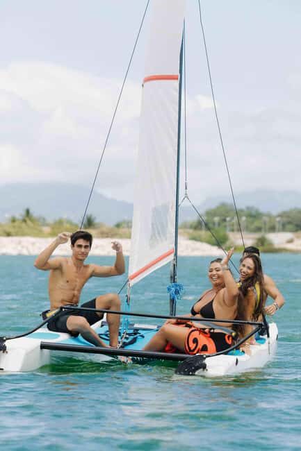 Wai Kai Lagoon: Hobie Wave Cat Rental - Good To Know