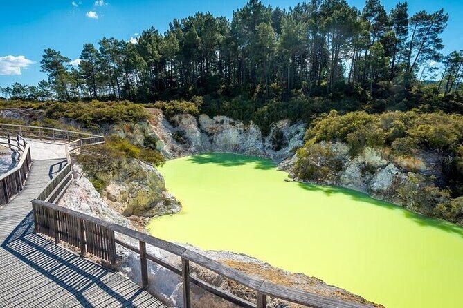 Wai-O-Tapu Geothermal Valley, & Hot River - Good To Know