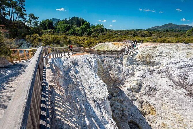 Wai-O-Tapu Geothermal Valley, & Hot River - An In-Depth Look at the Wai-O-Tapu & Hot River Tour