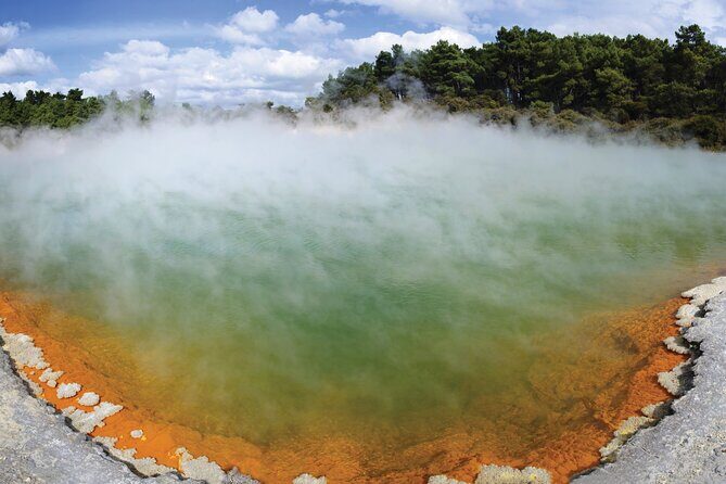 Wai-O-Tapu & Wai Ariki Hot Springs Small Group Tour in Auckland - Scenic Return to Auckland and Reflection