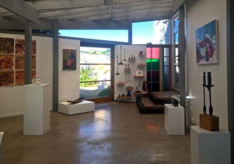 Waiheke Island: Private Art Tour with Lunch - Good To Know