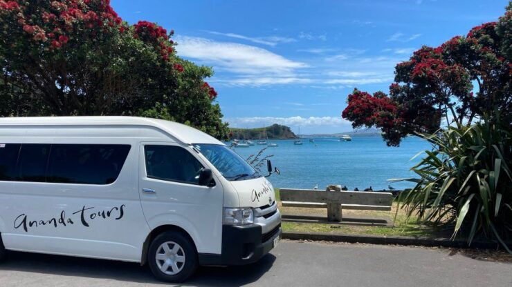 Waiheke Island: The Essence of Waiheke Wine Tour - Meeting Point and Guide Information