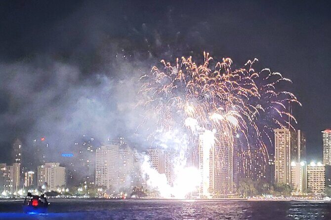 Waikiki Beach Catamaran Friday Night Fireworks Tour - Final Thoughts