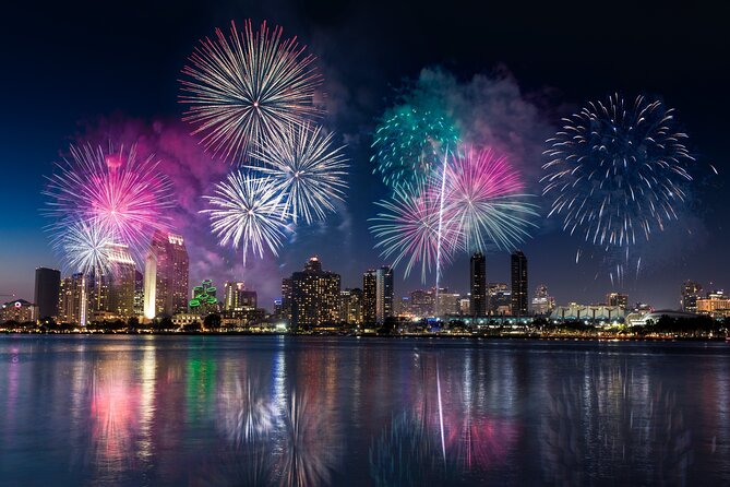 Waikiki Fireworks Cruise Tour - How to Book the Waikiki Fireworks Cruise Tour