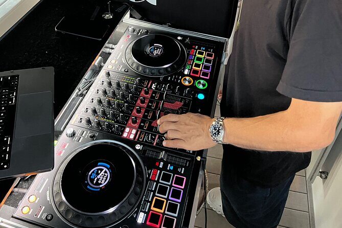 Waikiki Friday Fireworks Party Cruise with Live DJ & Full Bar - Good To Know