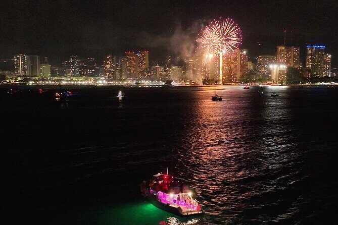 Waikiki Friday Fireworks Party Cruise with Live DJ & Full Bar - An In-Depth Look at the Waikiki Fireworks Party Cruise