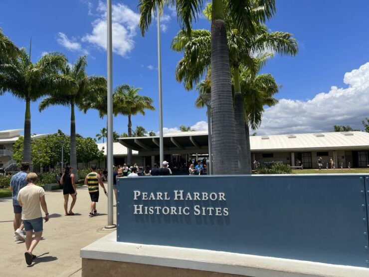 Waikiki: Pearl Harbor, USS Arizona Memorial, & Honolulu Tour - Highlights