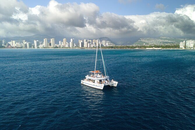 Waikiki Sunset Cruise With Live Music Entertainment from Oahu - FAQ