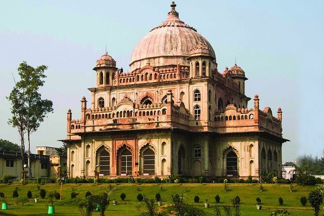 Wajid Ali Shah Walk through Kaiserbagh - An In-Depth Look at the Kaiserbagh Walk