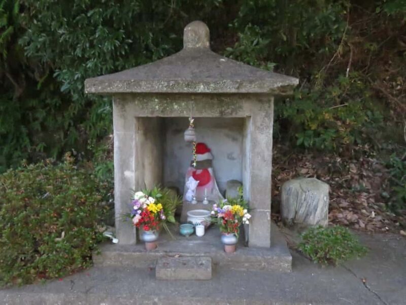 Wakayama: Legend of Princess Nagusa Tobe Walking Tour - Who Should Consider This Tour?  
