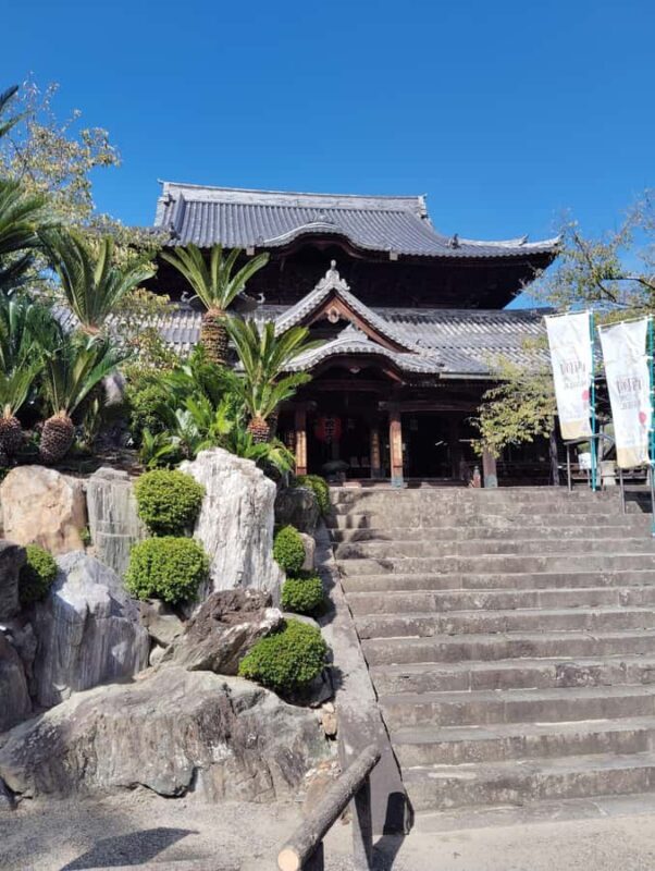 Wakayama: Sacred Serenity of Kokawa-dera Temple Tour - The Main Hall and Its Hidden Treasures