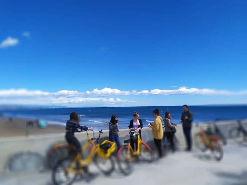 Wake Up with Valencia: Morning Bike Tour of City Highlights - Cultural and Futuristic Highlights