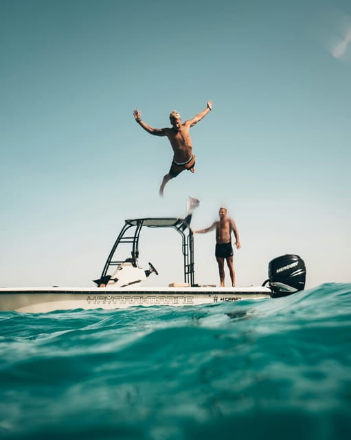 Wakeboard/Ski, Wakesurf and Tubing Experience Pleasure Boat - Meeting Point and Availability