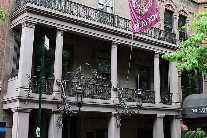 Walk 3 NYC Squares: Gramercy Park, Madison and Union Squares - Who Will Love This Tour?