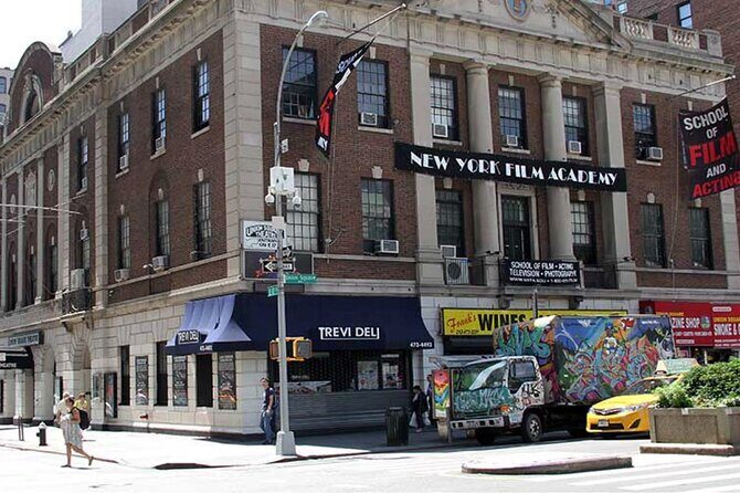 Walk 3 NYC Squares: Gramercy Park, Madison and Union Squares - FAQ