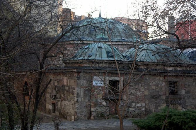 Walk and Cook Budapest - Immerse in Hungarian Cuisine