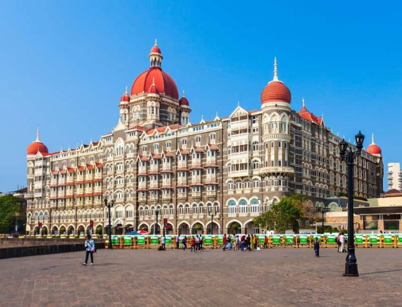 Walk and Explore Mumbai City: Guided Tour by Foot - Deep Dive into the Itinerary