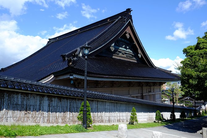 Walk Around Hakodates Hidden Spots Guided by Local Residents - What to Expect on the Walking Tour