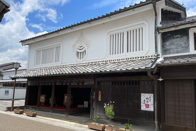 Walk on the Old Tokaido Road and Experience Aizome/Indigo Dyeing - Introduction to Aizome/Indigo Dyeing