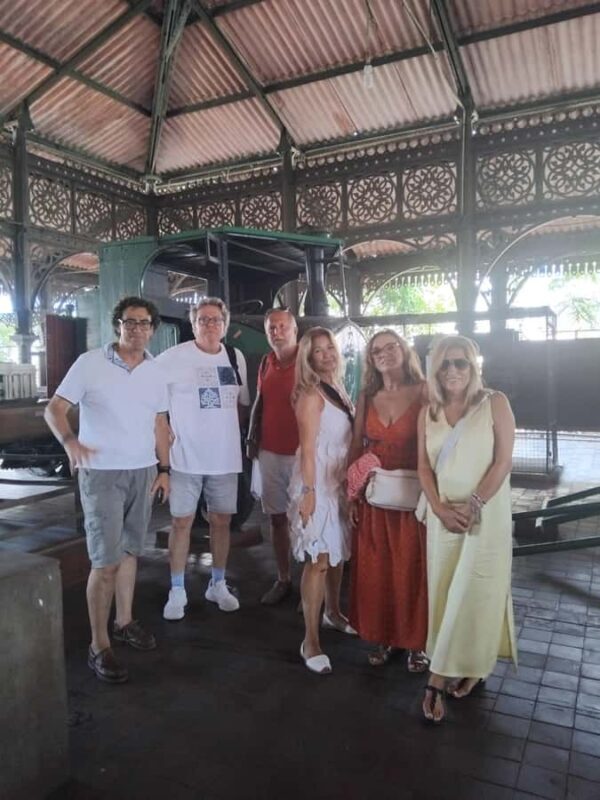 Walk Through Colombos History and Culture - Good To Know