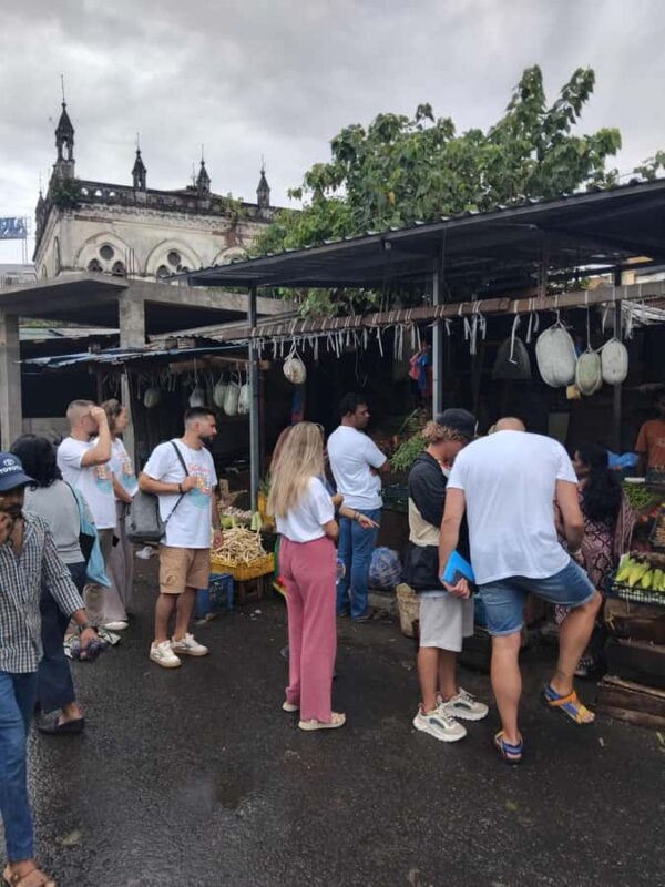 Walk Through Colombos History and Culture - The Sum Up