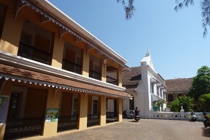 Walk Through the Heritage Campal Neighbourhood (2 Hours Guided Walking Tour) - Inclusions and Meeting Point