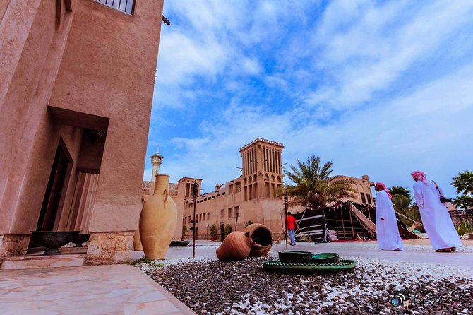 Walking Dubai City Tour / Journey Into the Historical District - Exploring the Old Town of Dubai