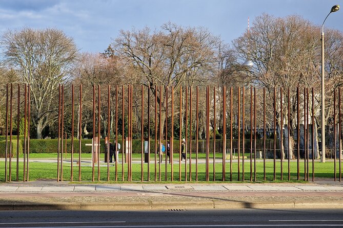 Walking on the Wall: 3-Hour Tour in Berlin - Miscellaneous