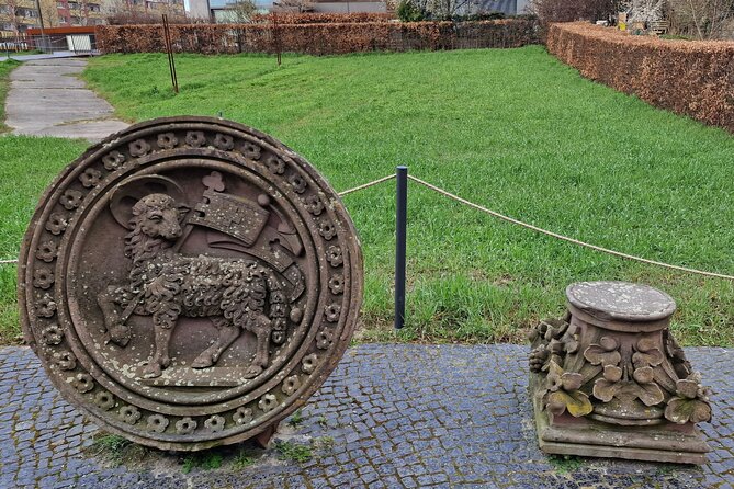 Walking on the Wall: 3-Hour Tour in Berlin - Common Questions