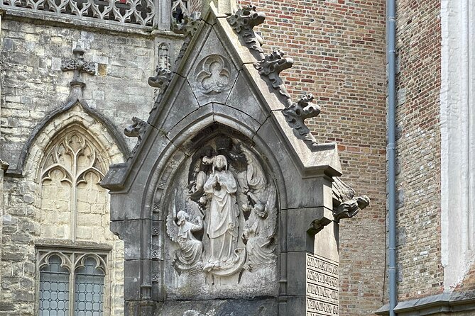 Walking Tour Bruges: Exciting Stories, Mysteries, People - The Sum Up