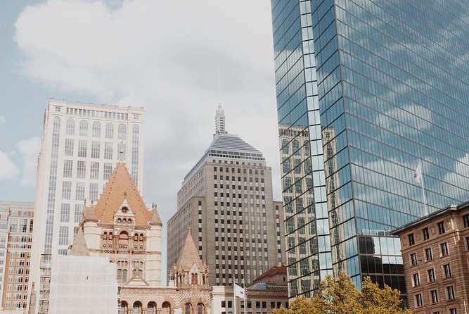 Walking Tour: Downtown Freedom Trail Plus Beacon Hill to Copley Square/Back Bay - Positive Reviews and Tour Guide