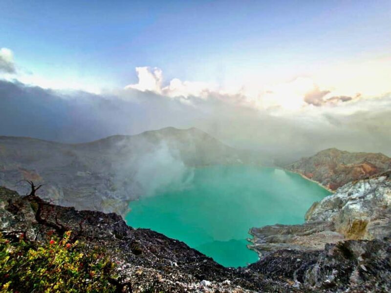 Walking tour Ijen Volcano Sunrise Trek with Guide - Good To Know