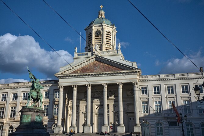 Walking Tour in Brussels: the Origins of the City - Exploring Ancient Landmarks: Grand Place and Surroundings
