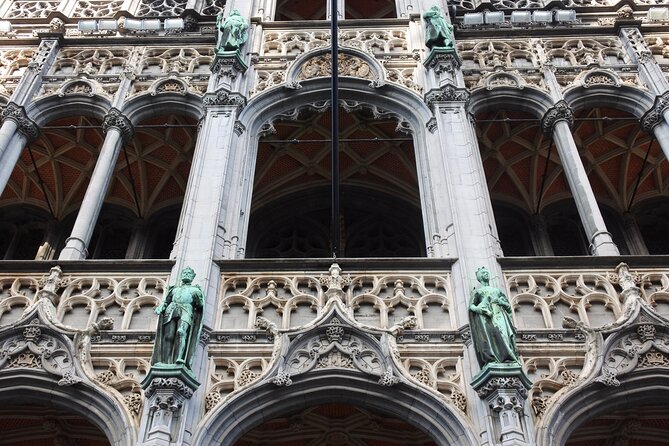 Walking Tour in Brussels: the Origins of the City - Exploring Brussels Renaissance Era: The Atomium and Surrounding Areas