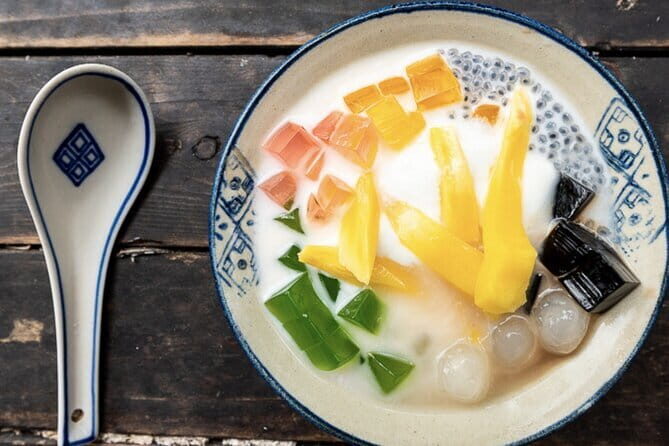 Walking Tour in Hanoi Old Quarter with Street Food & Coffee - Why You Should Consider This Tour