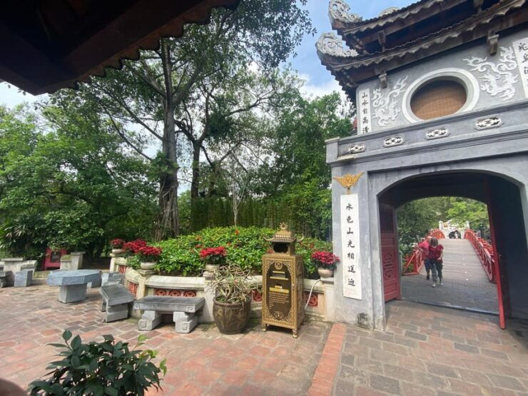 Walking Tour in Hanoi Old Town - Experience Highlights