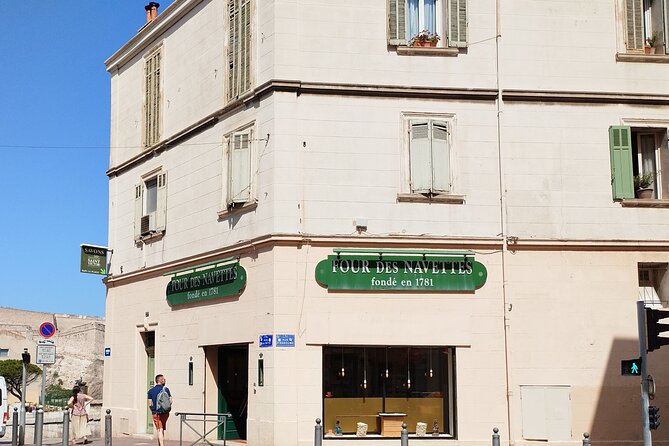 Walking Tour in Marseille With Local Experiences - Booking and Cancellation Policy