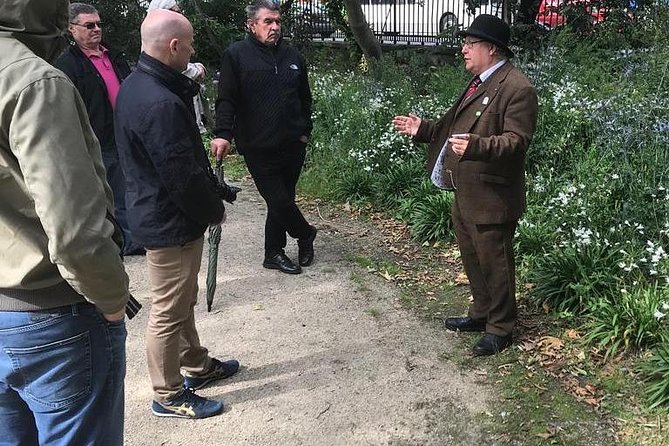 Walking Tour in Merrion Square Park - Dublin Rogues Tour - Alcoholic Beverages Included