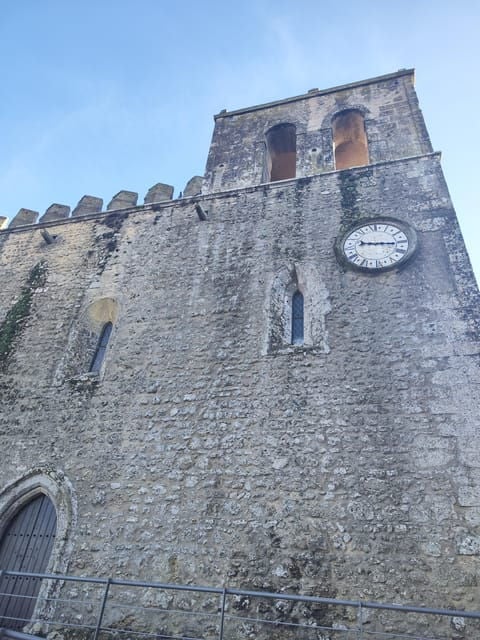 Walking Tour in Palmela With Gastronomic Tasting - Good To Know