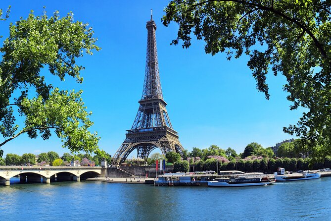 Walking Tour in Paris Pass Silver - Itinerary and Attractions Covered