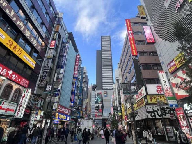 Walking Tour in Shinjuku & Kagurazaka: Tokyos Hidden Gems - Meeting Point Details