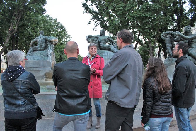 Walking Tour in Small Groups in English - Reviews and Testimonials